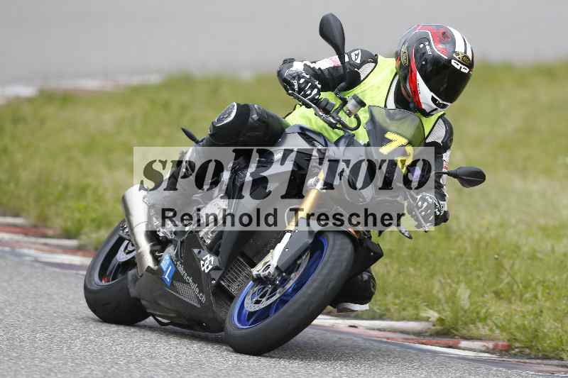 /14 25.04.2024 TZ Motorsport Training ADR/Gruppe gruen/72